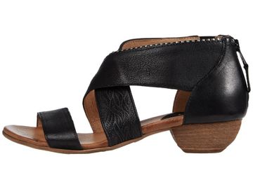 Miz mooz online candace