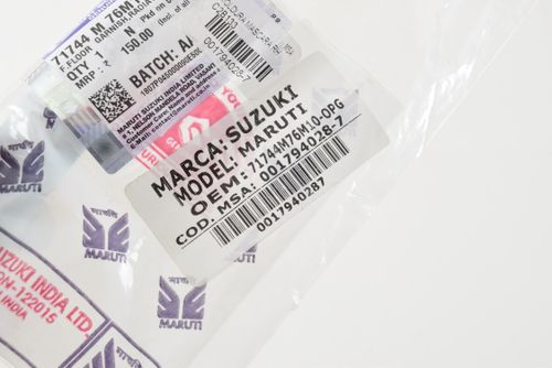 MOLDURA MASCARA RH (LADO DERECHO)