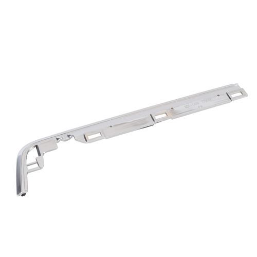 MOLDURA BAJO OPTICO CROMADA RH (LADO DERECHO)